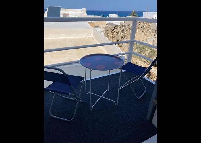 Seagull - By Old Market Street - Naxos Town * Naxos City